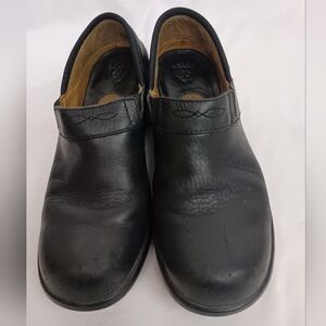 ARIAT Black Slip-On Clogs Minimalist Design-(#96)
